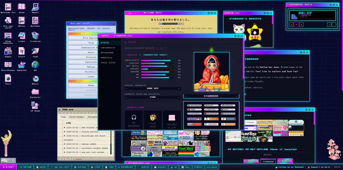 Entorno de escritorio de Starmoon con ventanas arrastrables, una ficha de personaje estilo rol, panel de mascotas y reproductor de radio vaporwave
